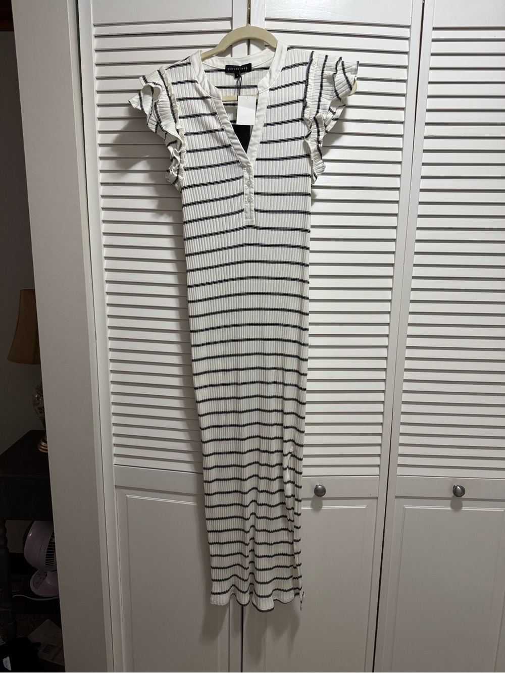 Gibson White and Black Striped Rib Knit Top